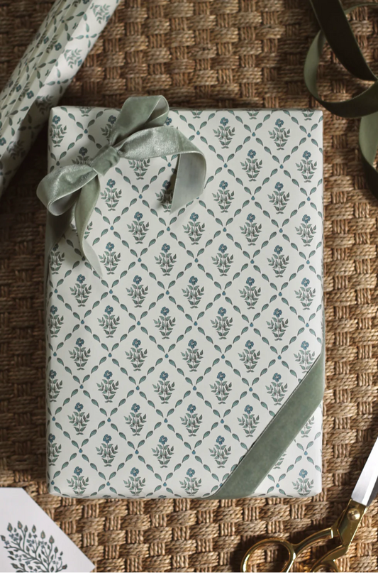 Wrapping Paper (Carrie Lattice)